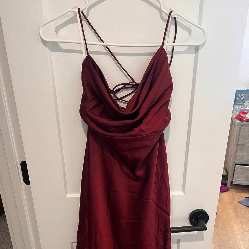 NEVER WORN Burgundy A-Line Spaghetti Straps Floor-Length Satin Bridesmaid Dress